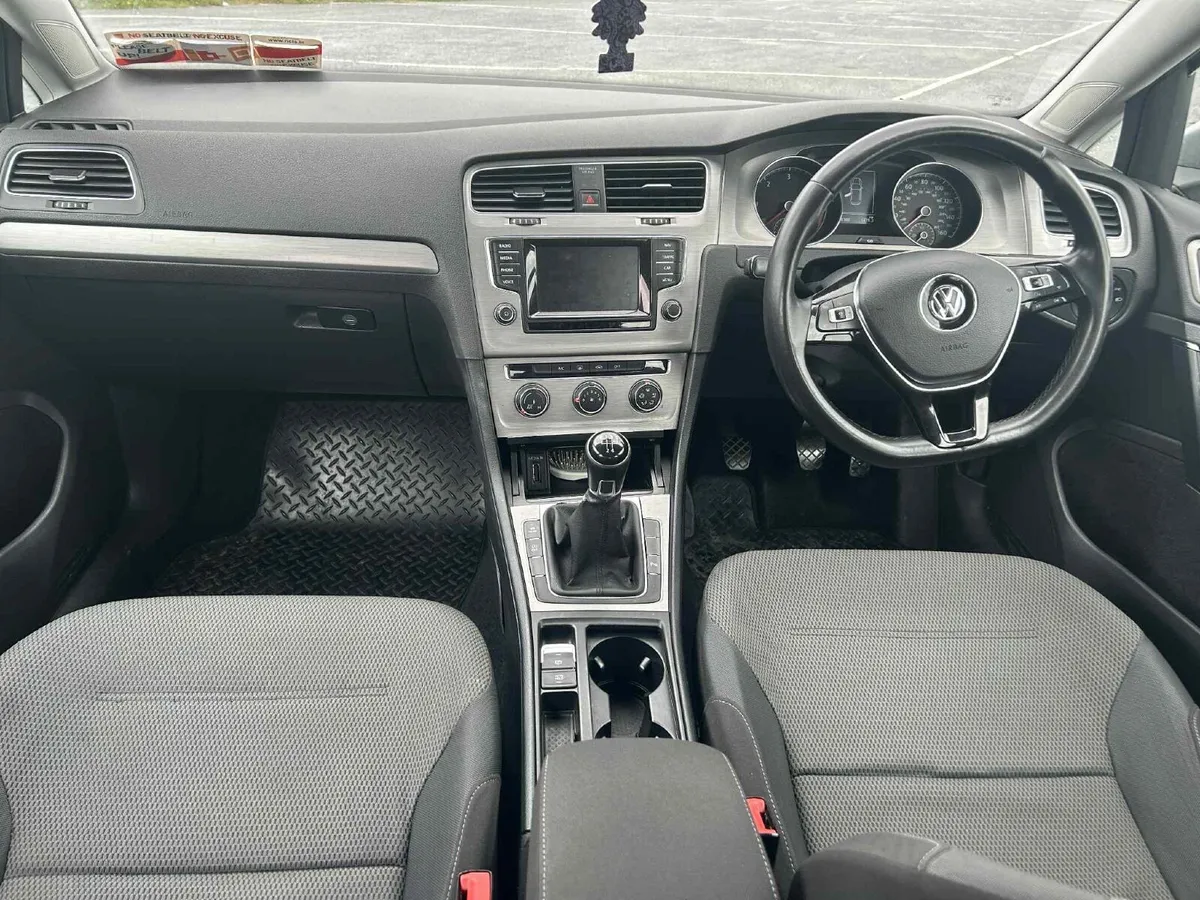 Volkswagen Golf 1.6 Diesel *NCT 05-2025* - Image 3