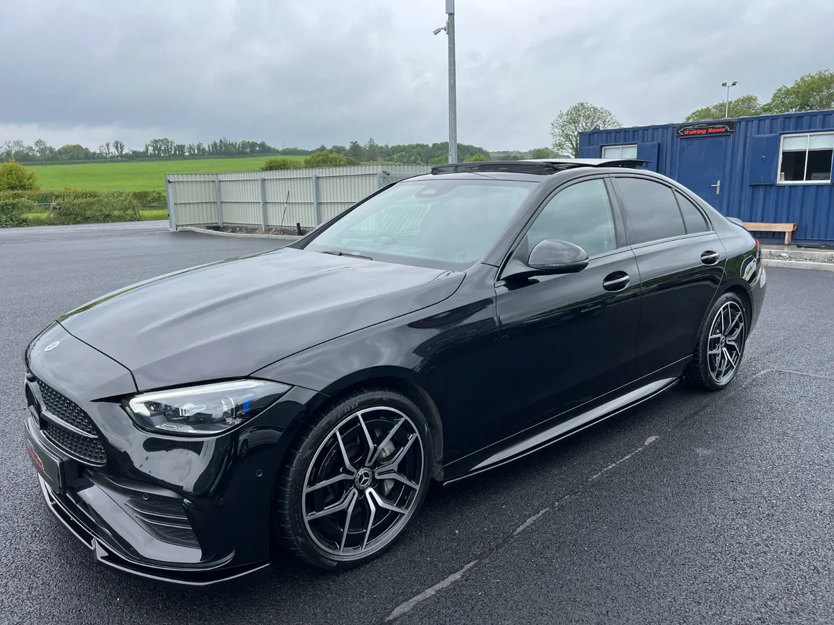2024(242) Mercedes C220 AMG Line Premium Plus MHEV - Image 4