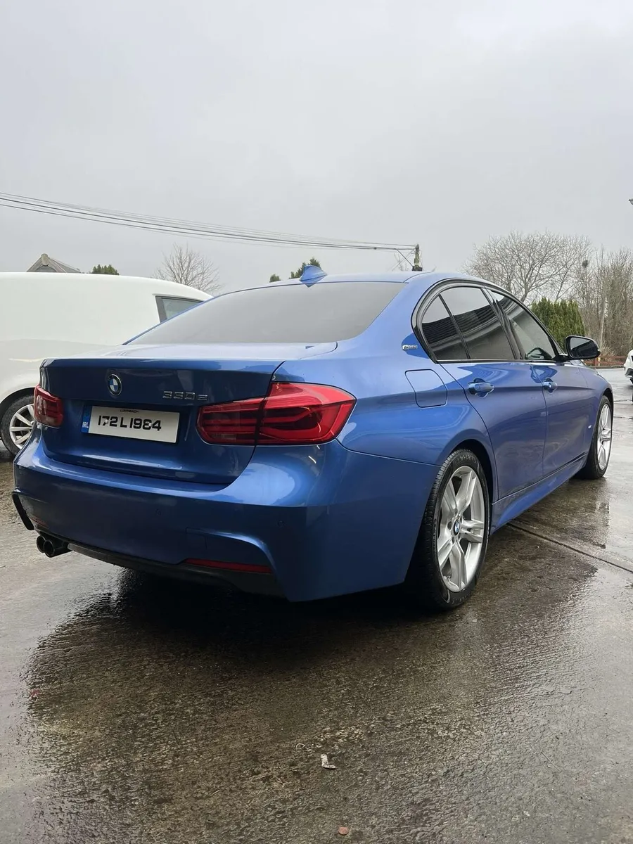 BMW 330e - Image 3