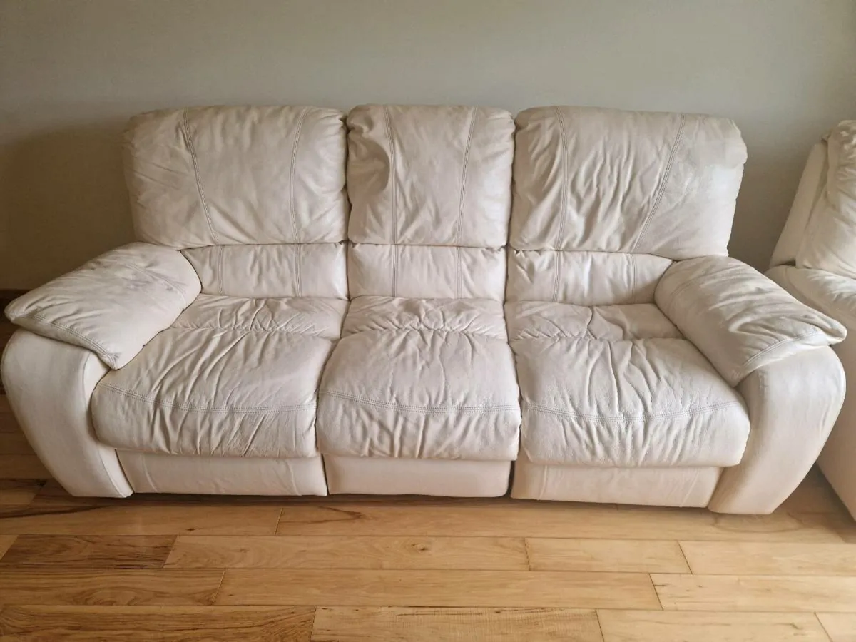 Leather couch and armchair - Image 1
