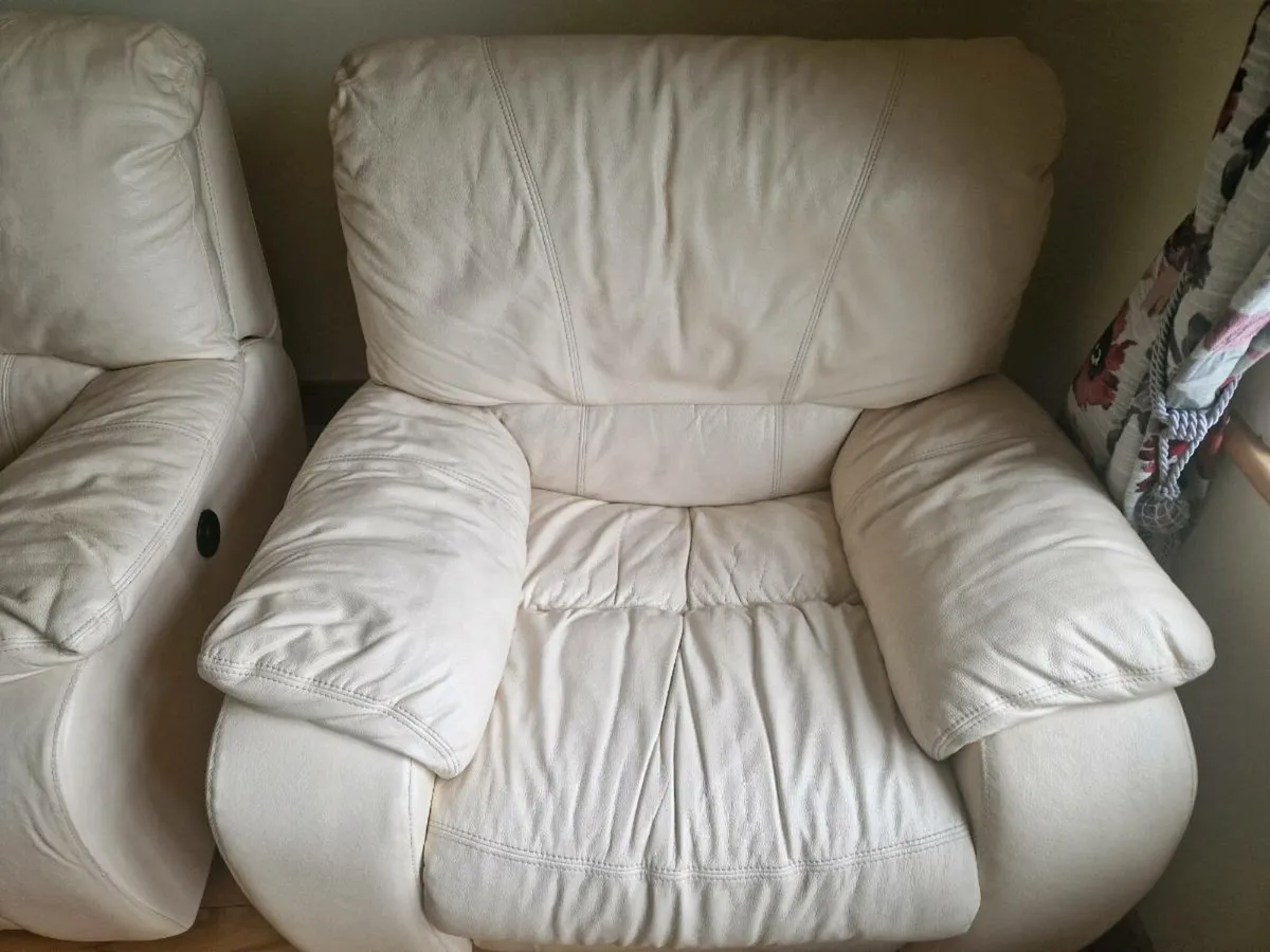 Leather couch and armchair - Image 2
