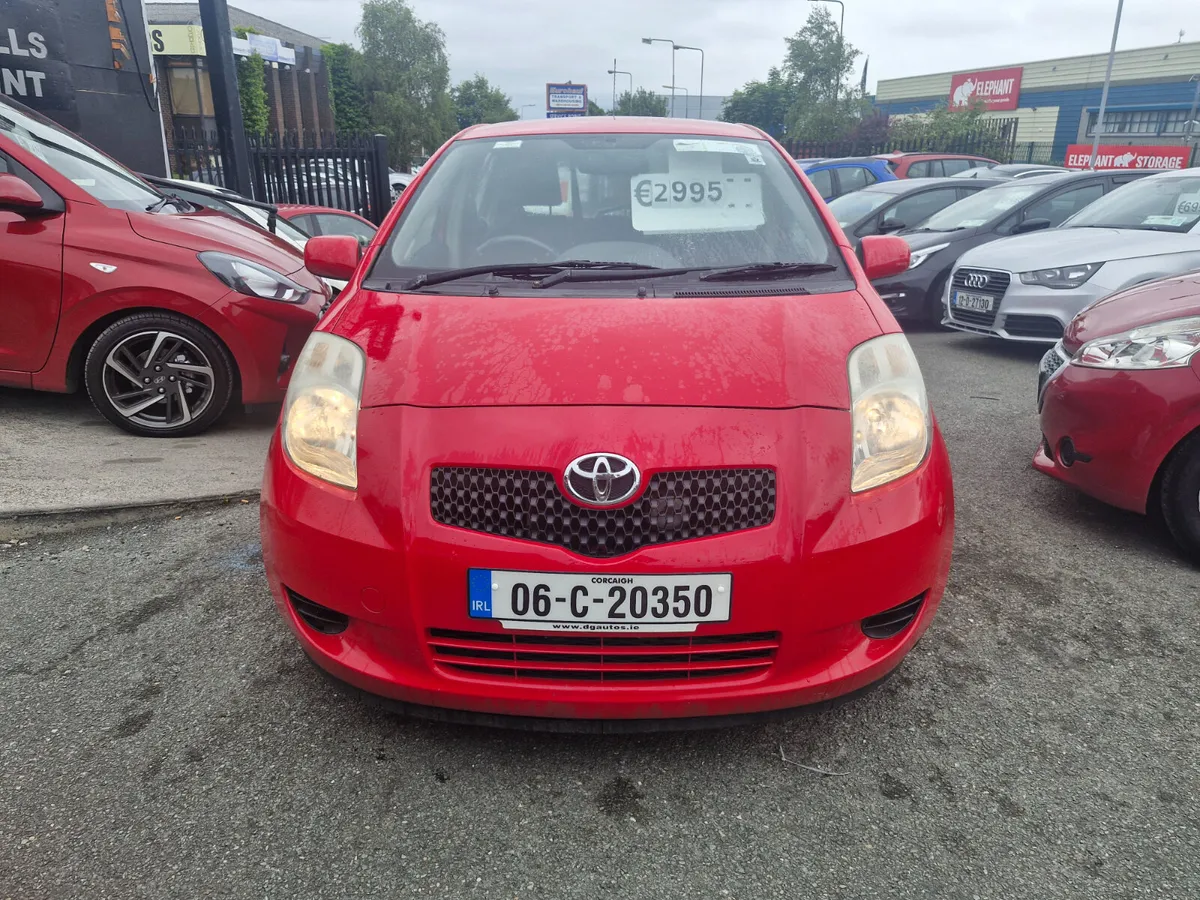 Toyota Yaris 2006 - Image 2