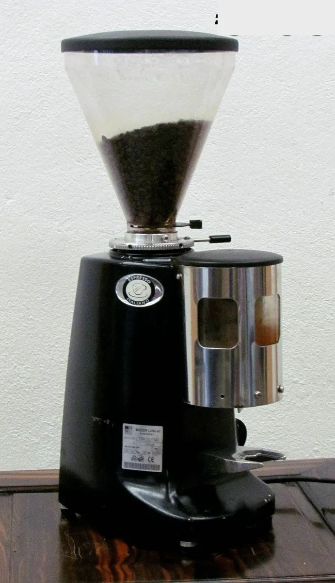 Commercial Beverage Machines, filter & fridge - Image 3