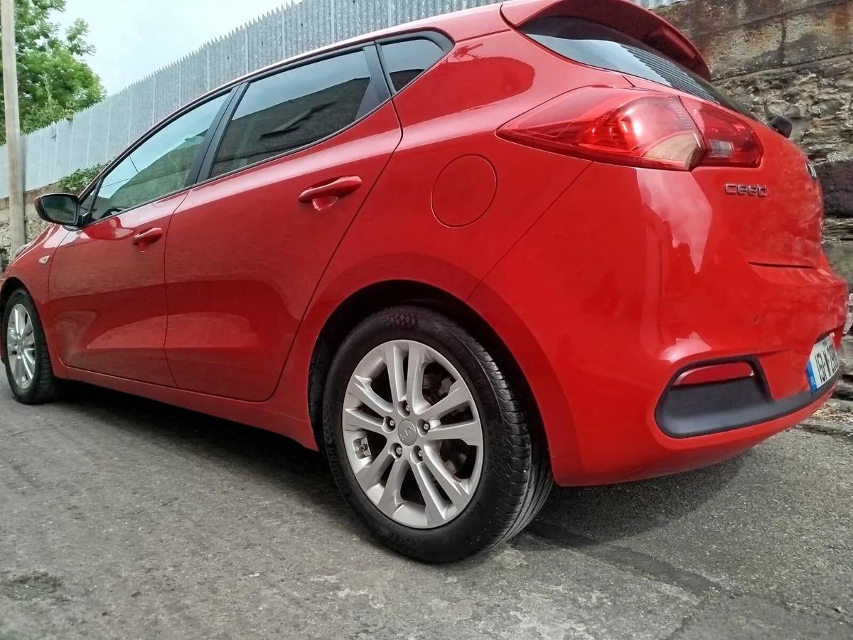 Kia Ceed 2015 CRDI NCT PAST DIESEL... - Image 3