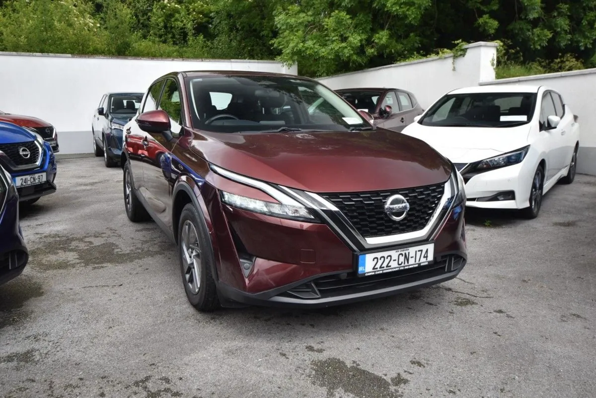 Nissan QASHQAI 1.3 PET Mild Hybrid SV - Image 1
