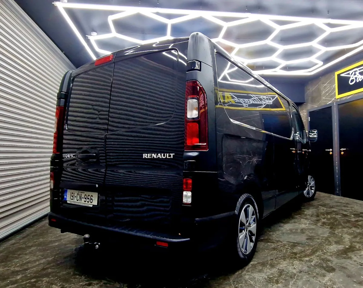 RENAULT TRAFFIC 2019 DIESEL LWB - Image 3