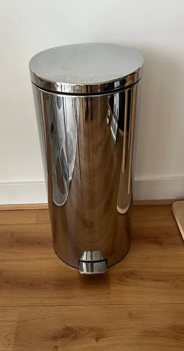 Brabantia Polished Chrome Pedal Bin - Image 1