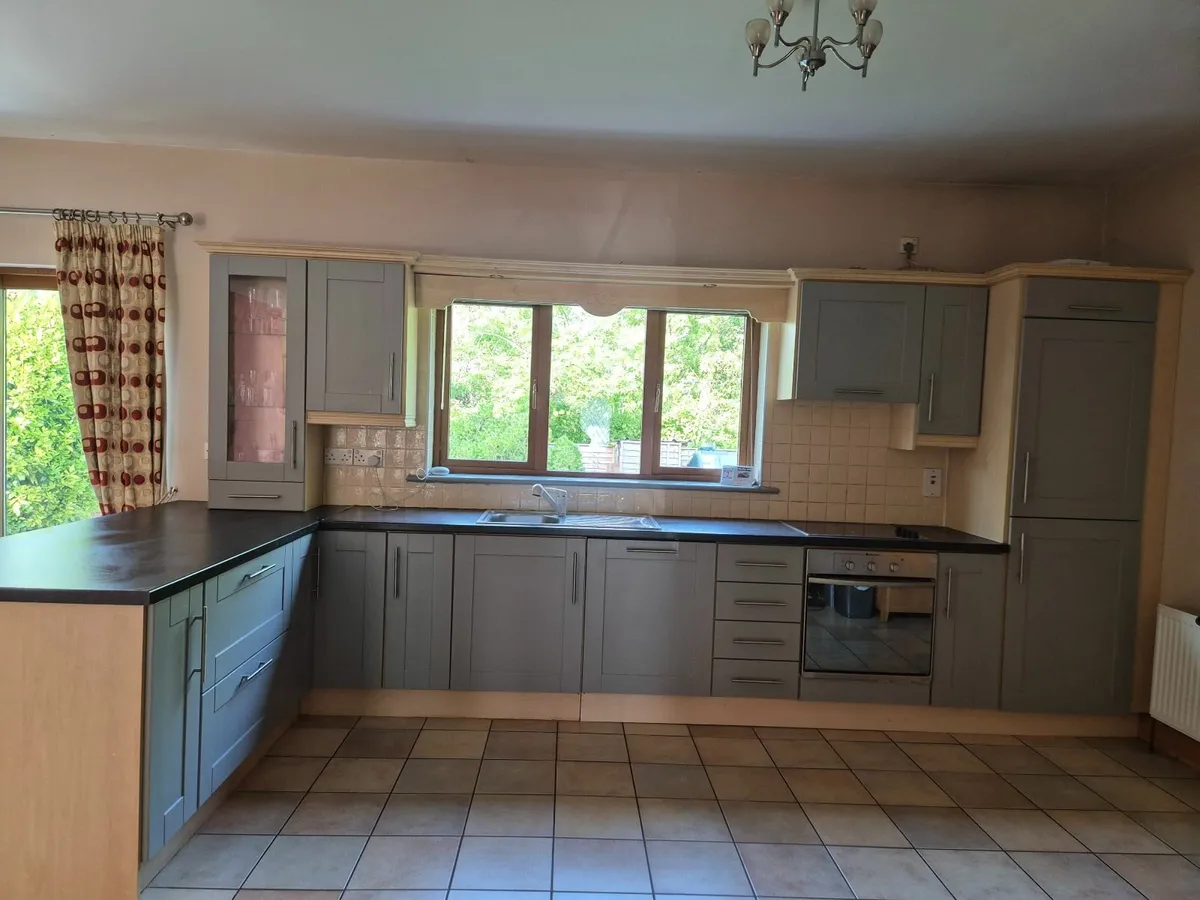 Kitchen - Image 3