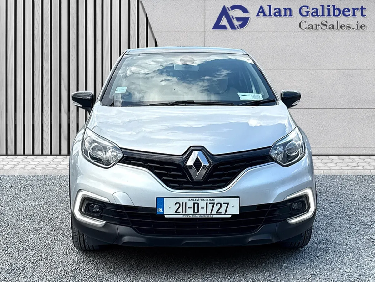 Renault Captur ICONIC 1.0 TCE €86 PW - Image 4