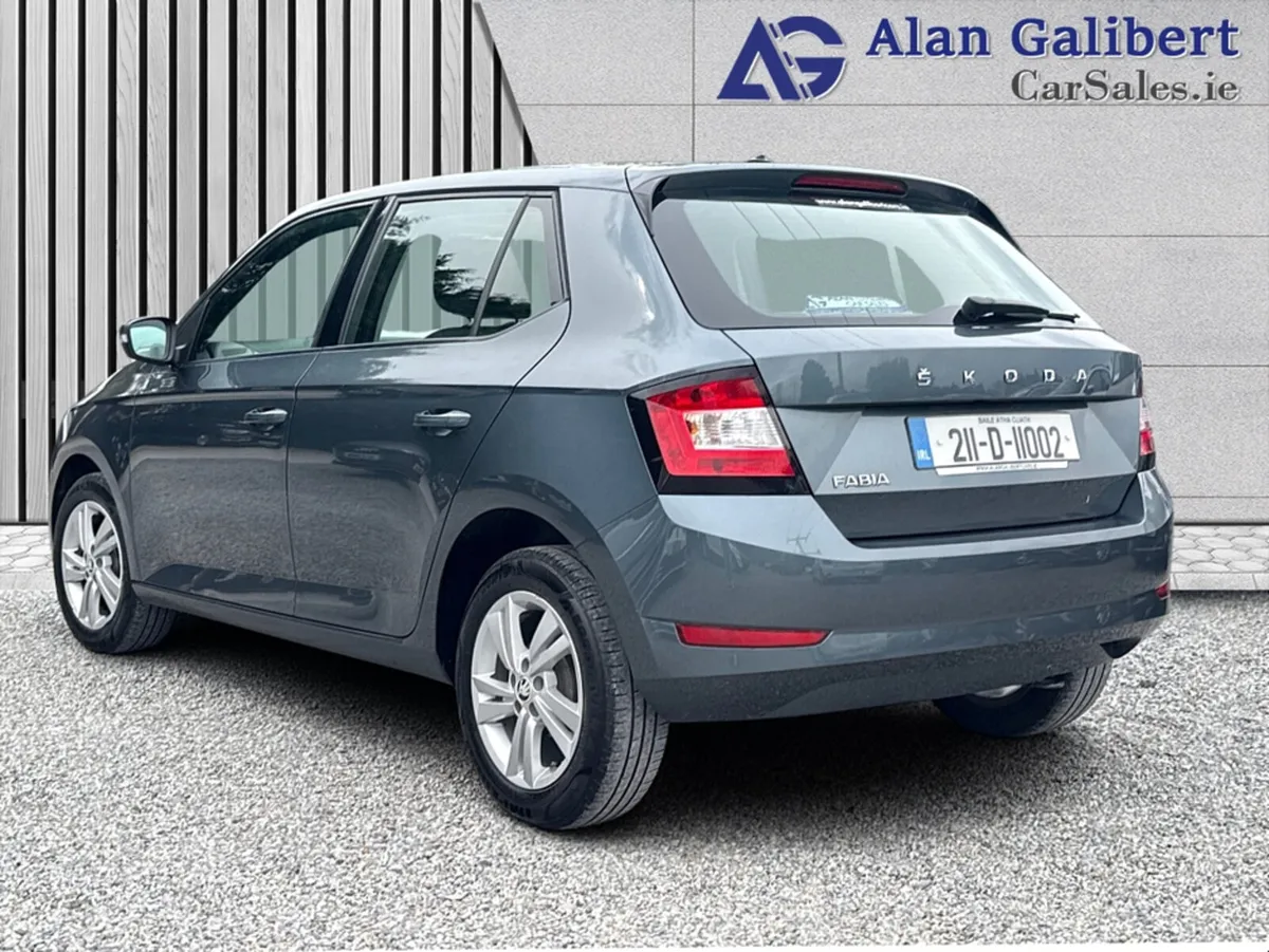 Skoda Fabia AMBITION 1.0 Petrol Apple Carplay €67 - Image 2