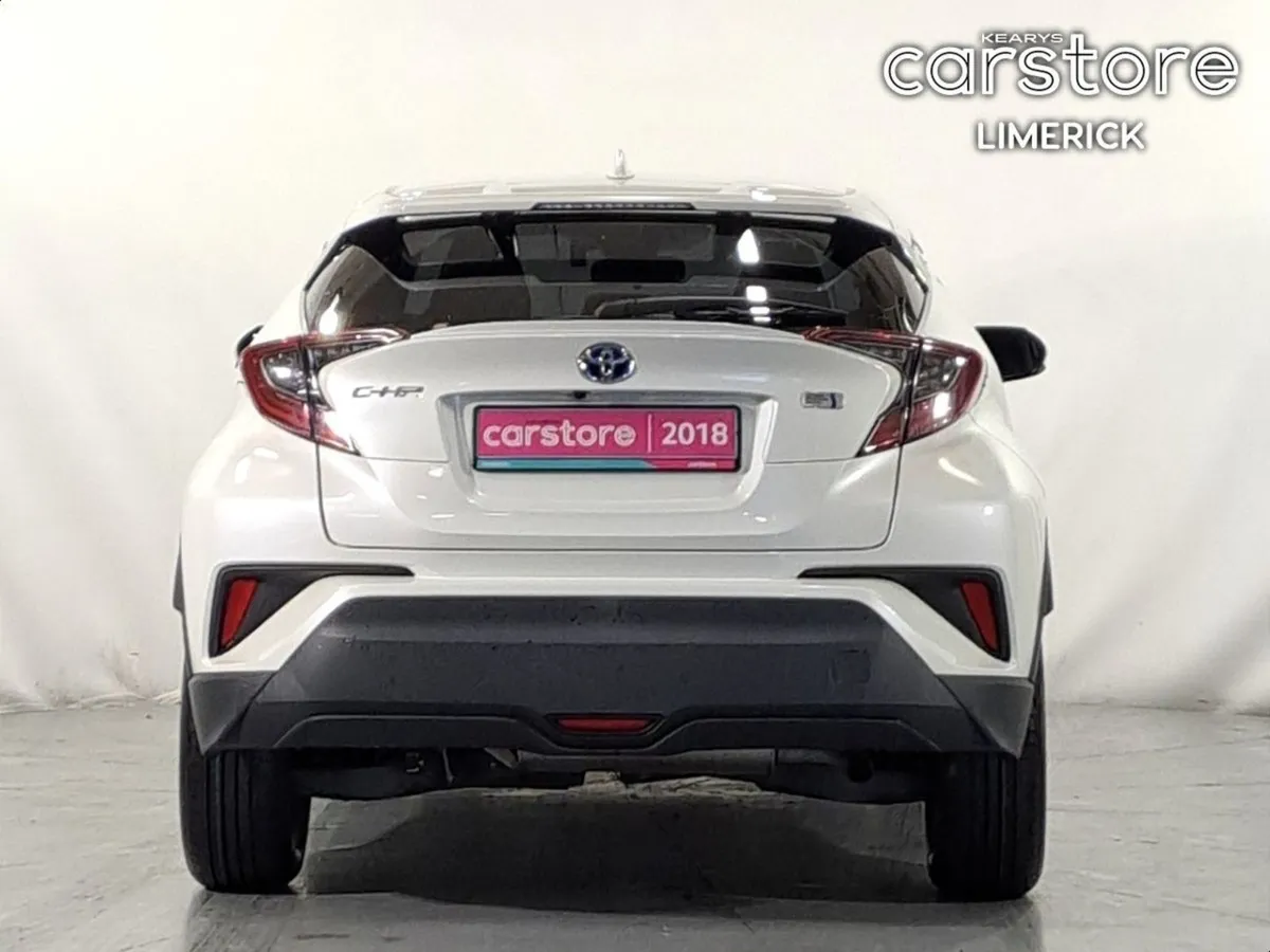 Toyota C-HR 1.8 PET Hybrid 5DR - Image 4