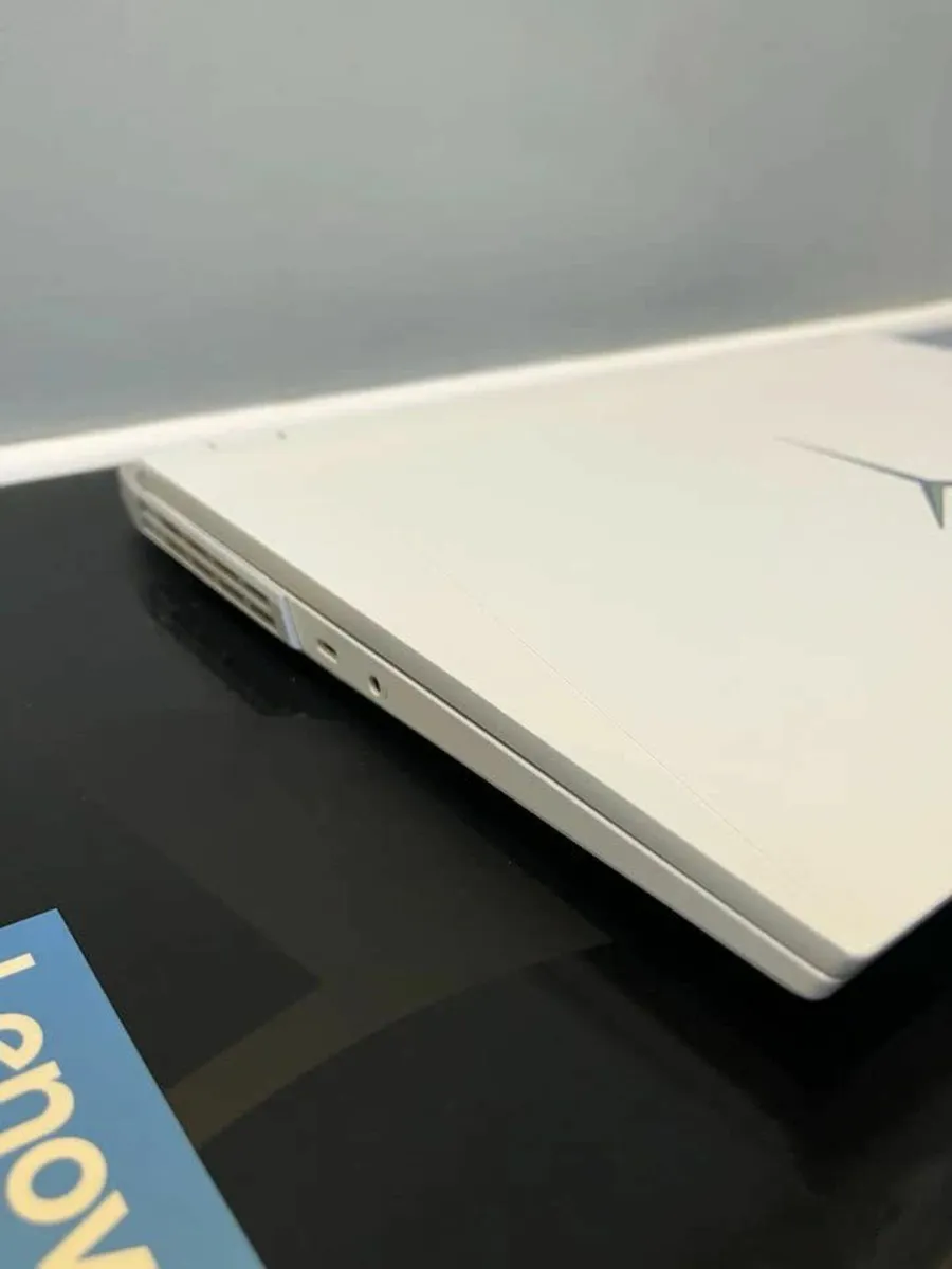 Lenovo Legion 5 Pro 16ACH6H - Stingray - Image 3