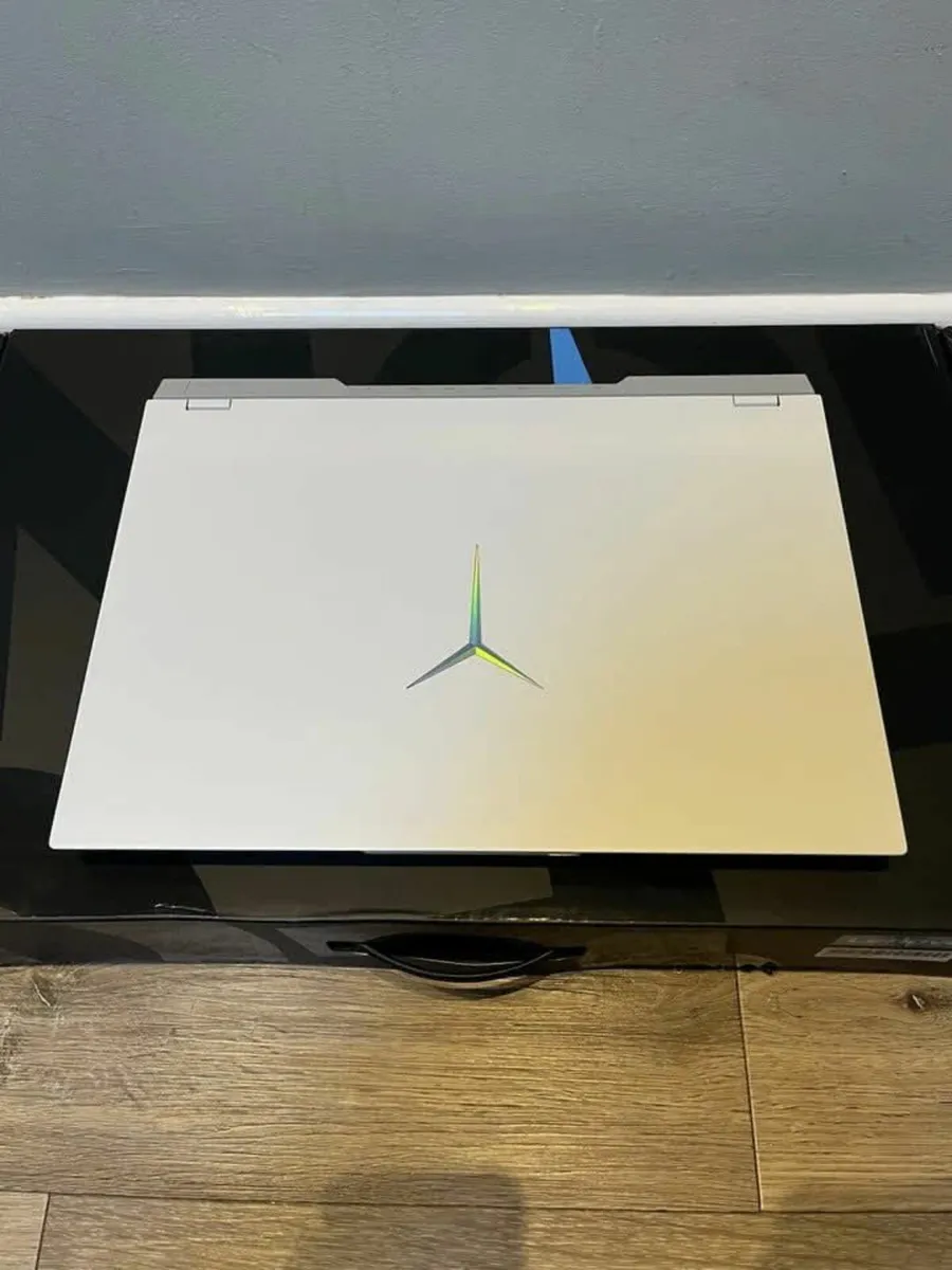 Lenovo Legion 5 Pro 16ACH6H - Stingray - Image 4