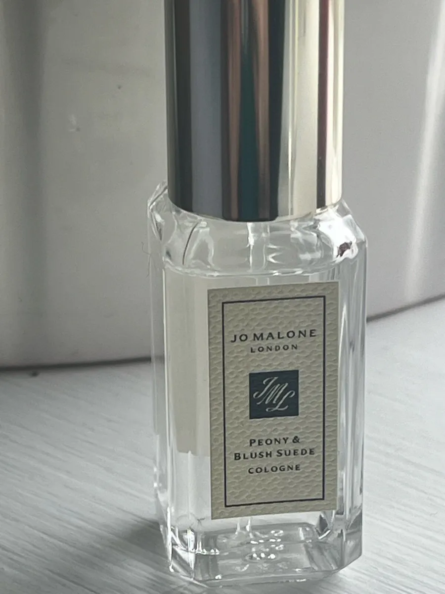 Perfume - Image 3