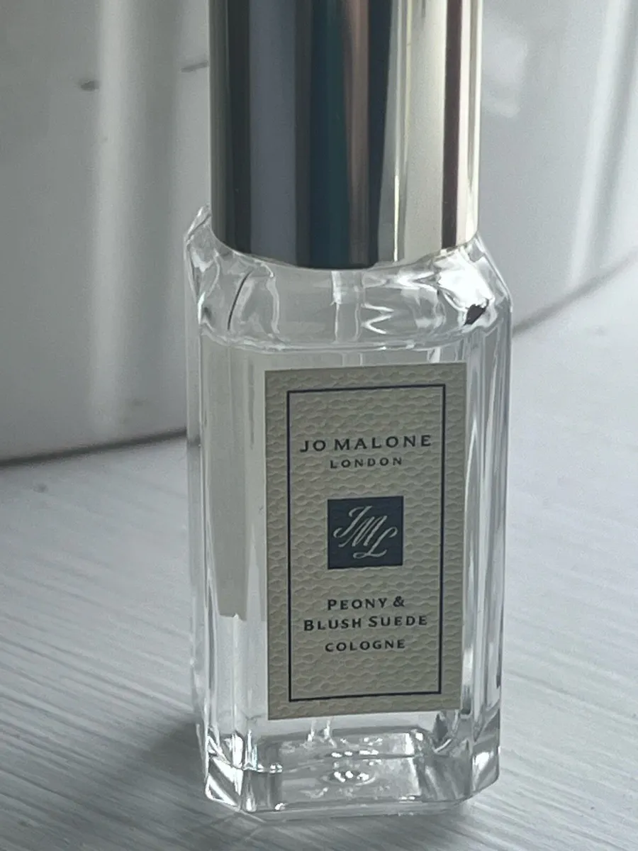 Perfume - Image 4