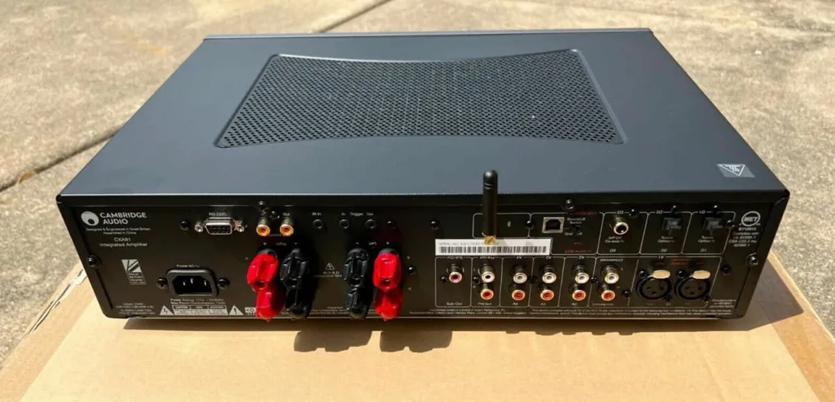 Cambridge Audio CXA81 Integrated Stereo Amplifier - Image 4