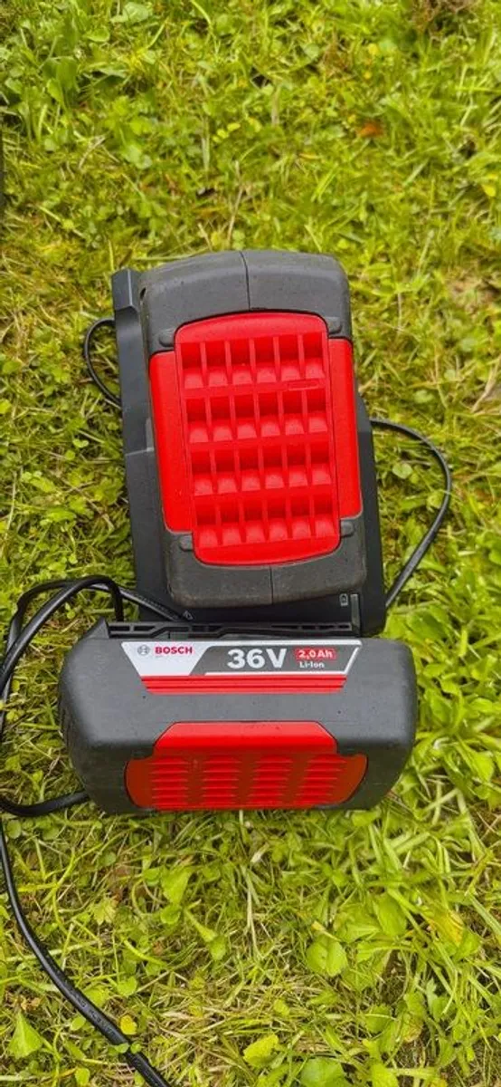 BOSCH EasyRotak 36-550 Battery Lawnmower 2x36 V - Image 4