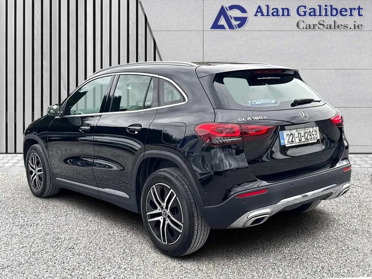 Mercedes-Benz GLA 180D 2.0 Diesel AUTO PROGRESSIVE - Image 2