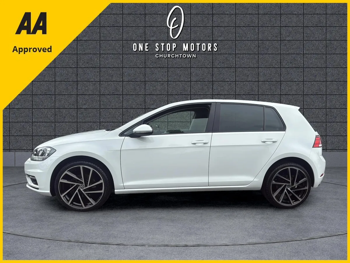 172 VW Golf 1.6TDI MK7.5 / LOW KM/ AS NEW/1YR WARR - Image 2