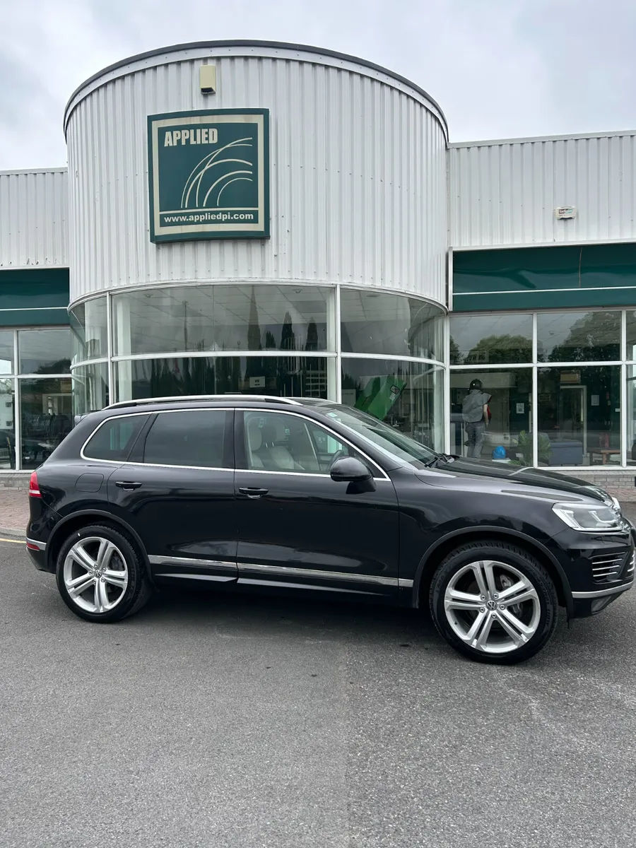 Volkswagen Touareg 2016  5 Seat Crew CAB / VAT Inv - Image 1