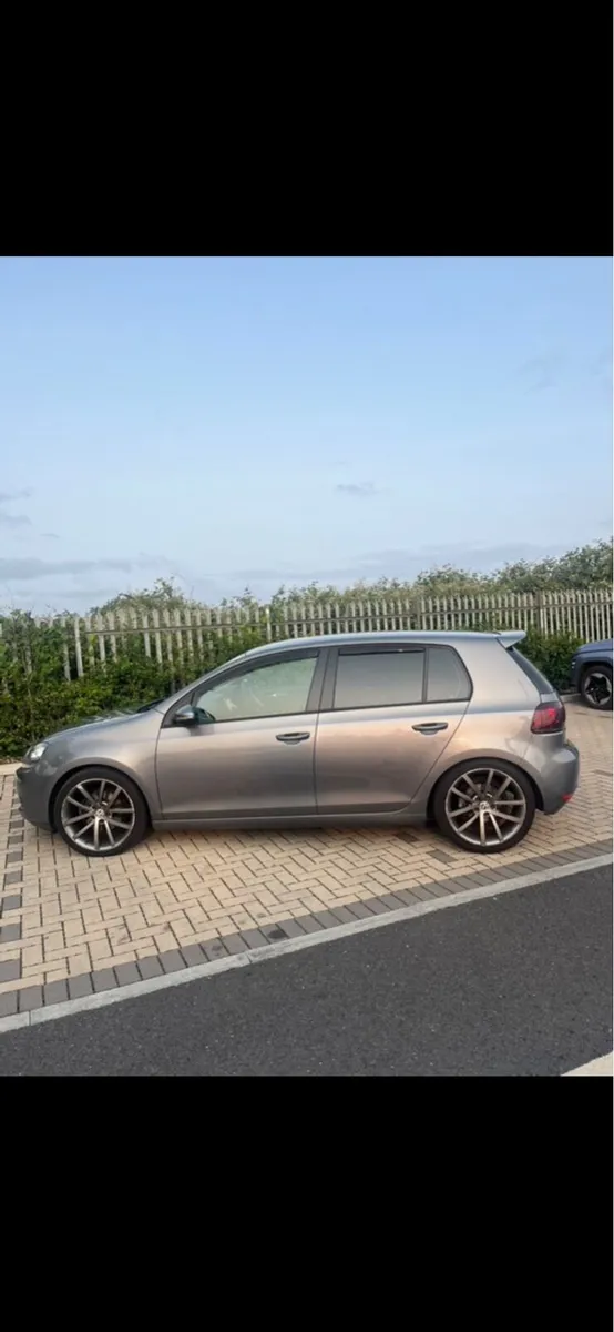 Volkswagen Golf - Image 1