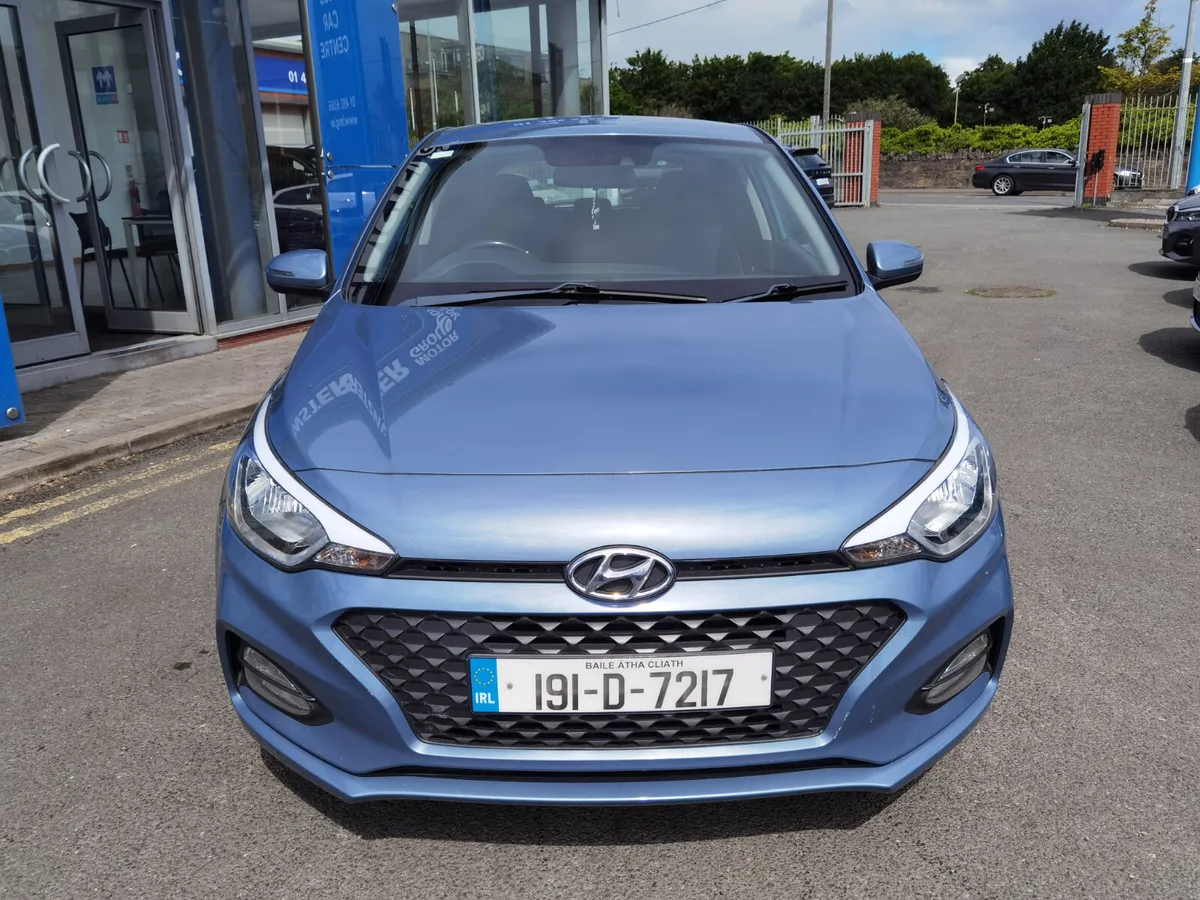 HYUNDAI I20 1.2 ACTIVE DELUXE - Image 2