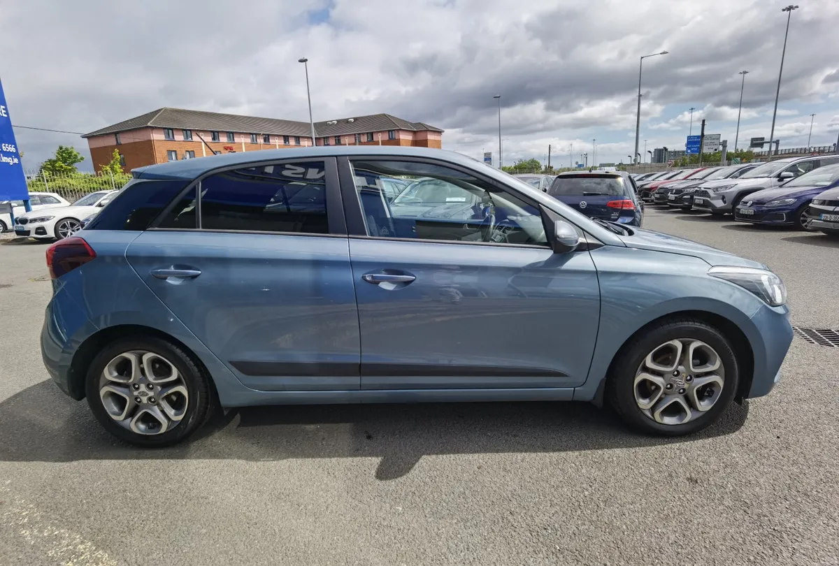 HYUNDAI I20 1.2 ACTIVE DELUXE - Image 4