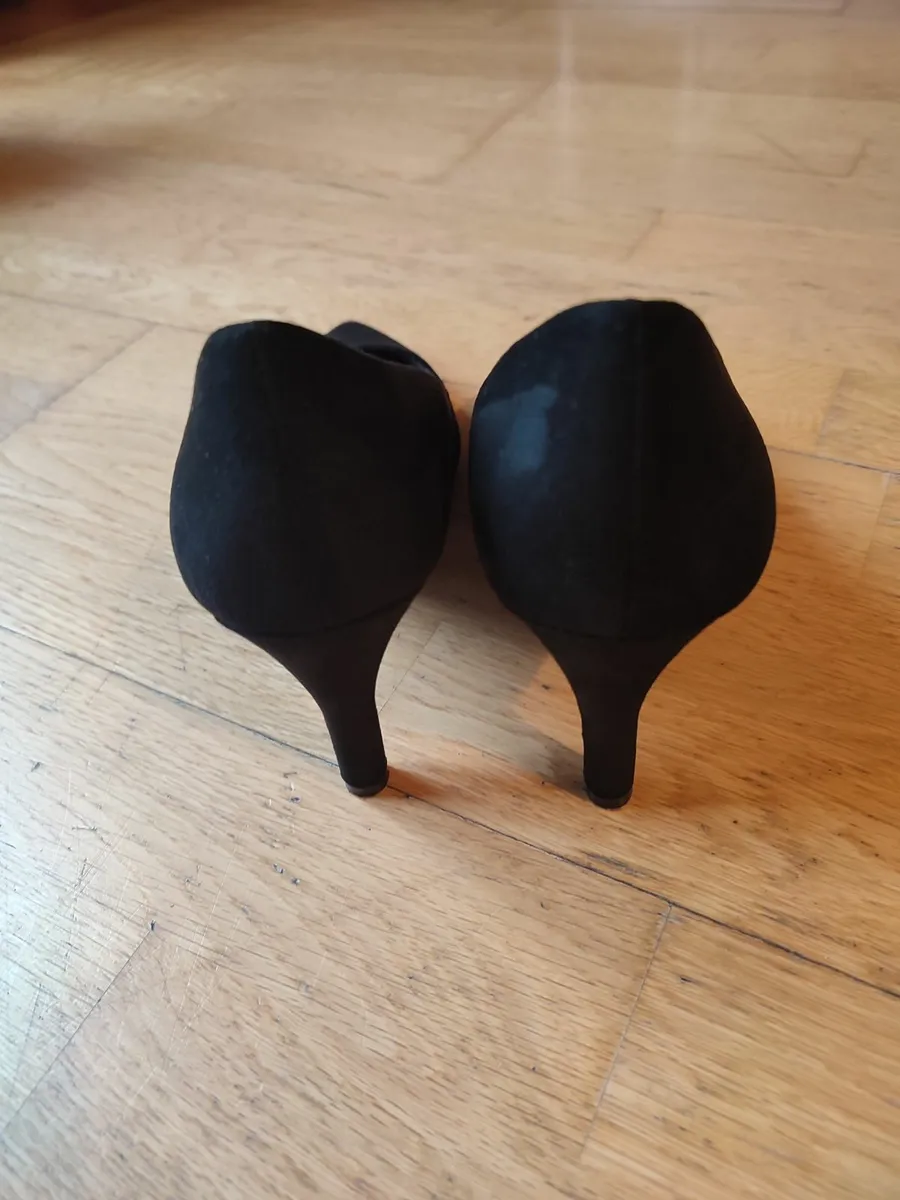 High heels - worn once - Image 2