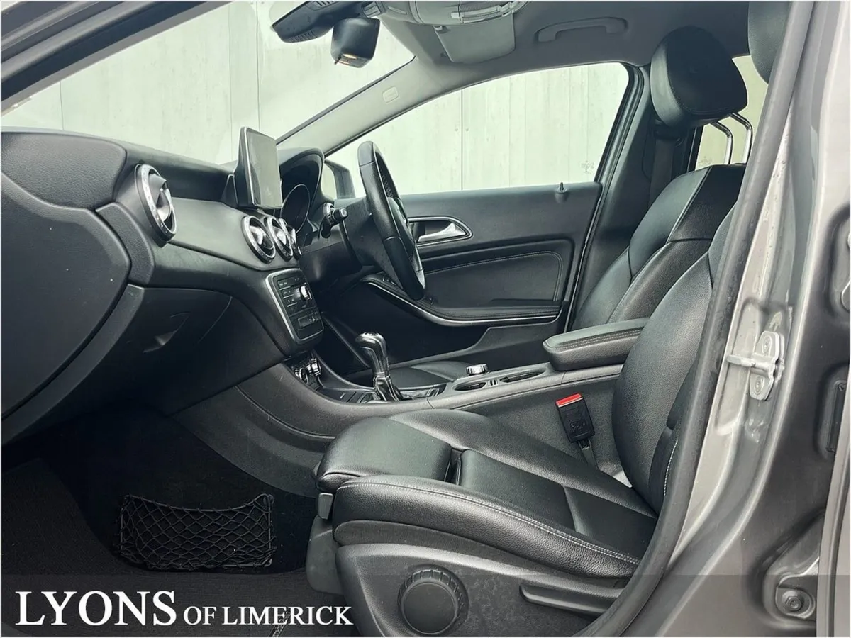 Mercedes-Benz GLA 200D Sport - Image 3