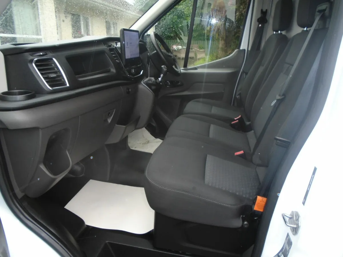 2024 Ford Transit 350 LWB MR LIMITED - Image 4