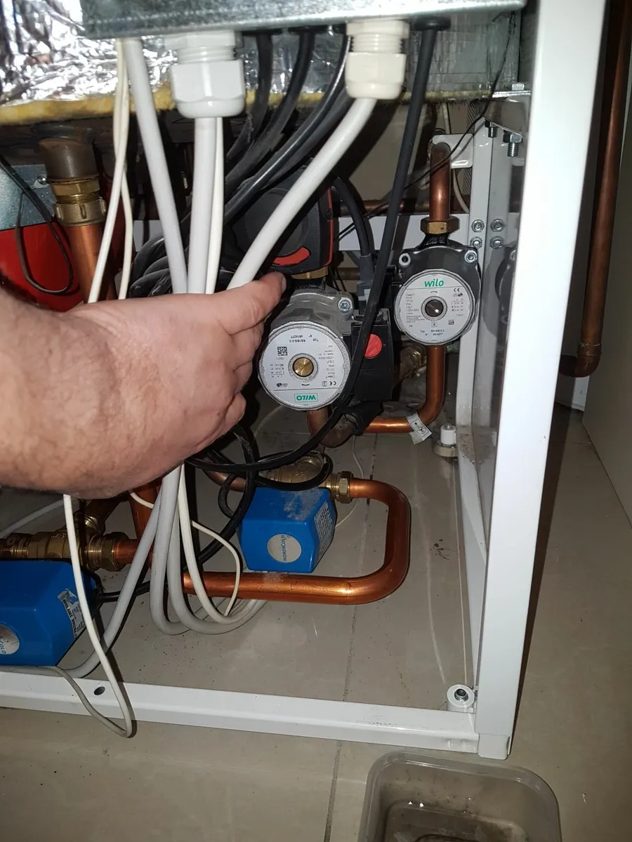 Handy Plumber Repair & Services. - Image 2