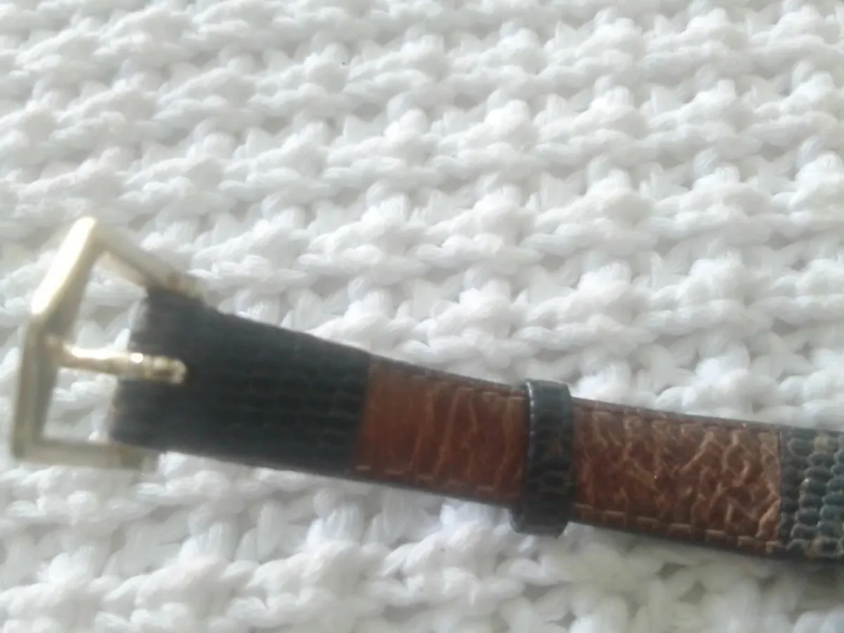 TOMMY HILFIGER VINTAGE LADIES WRIST WATCH - Image 2