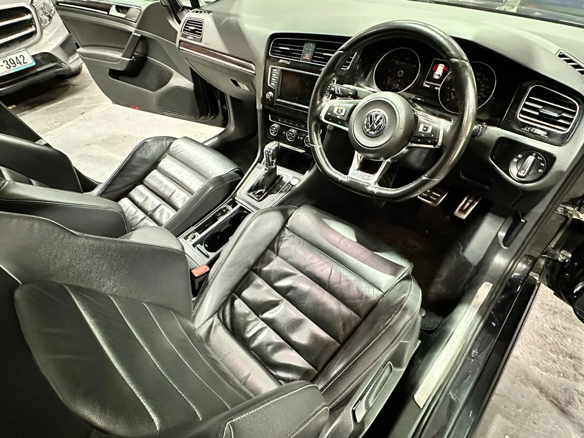 Volkswagen Golf 2.0 TDi GTD  Auto 184hp Estate - Image 4