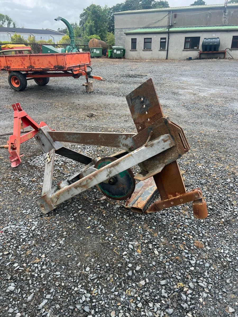 R & M MOLE PLOUGH - Image 4