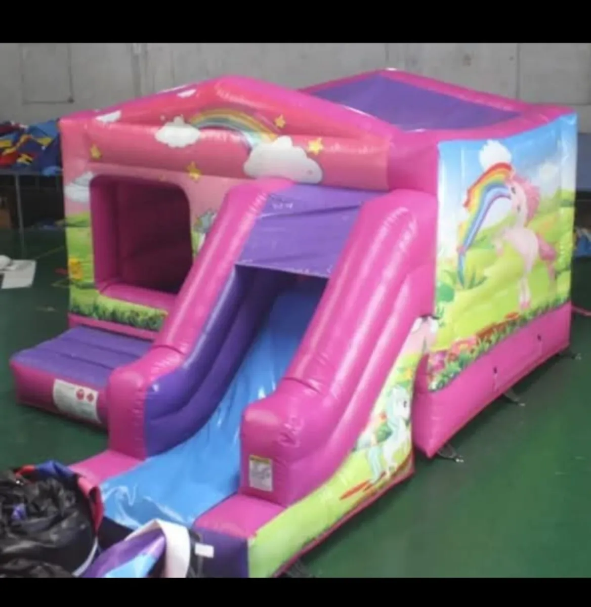 Bounce castle - Image 3