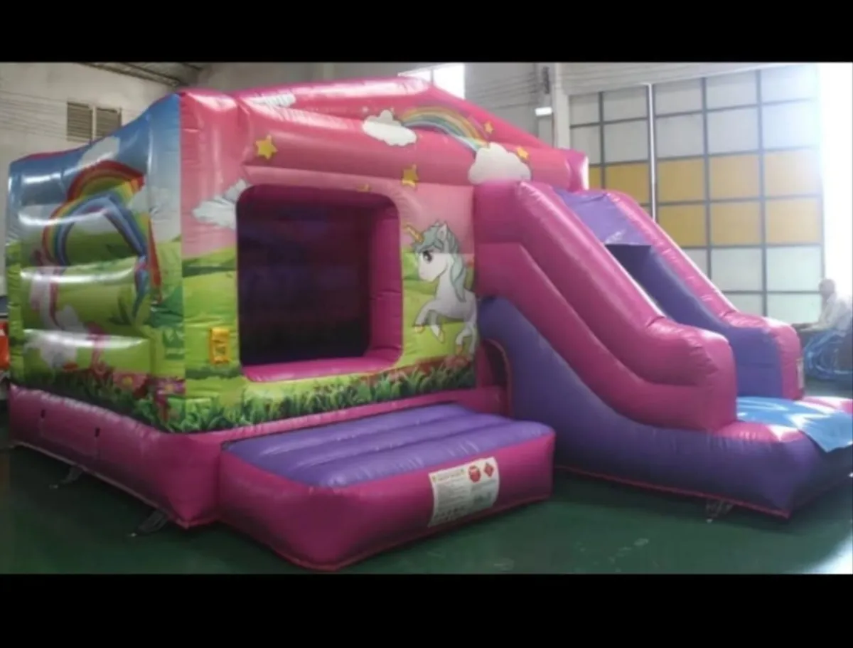 Bounce castle - Image 4