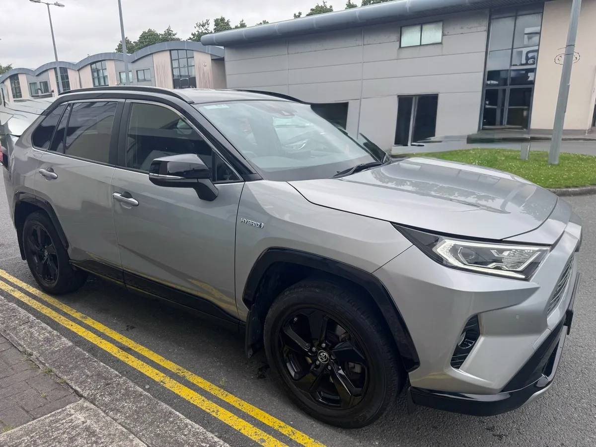 Toyota Rav Hybrid Sport - Image 2