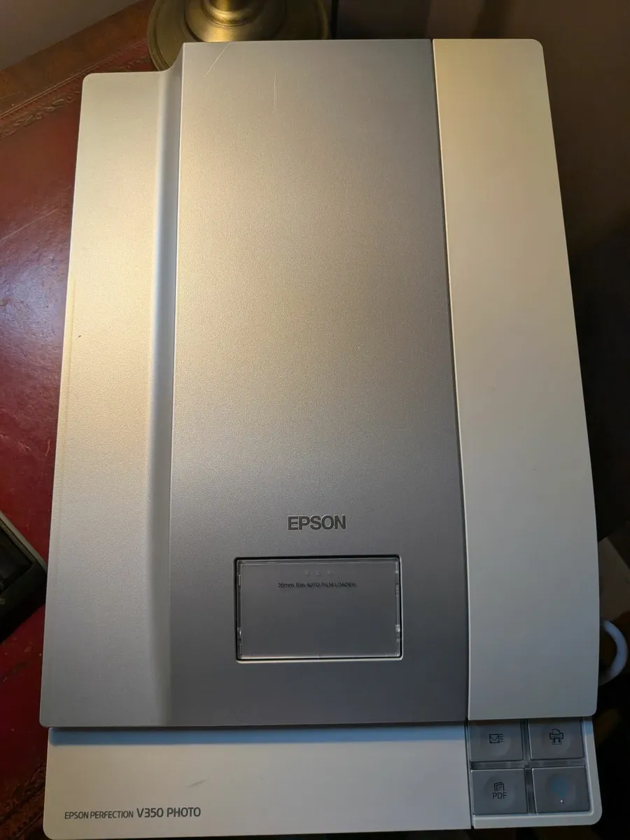 Epson Perfection V350 PHOTO Scanner - Image 2