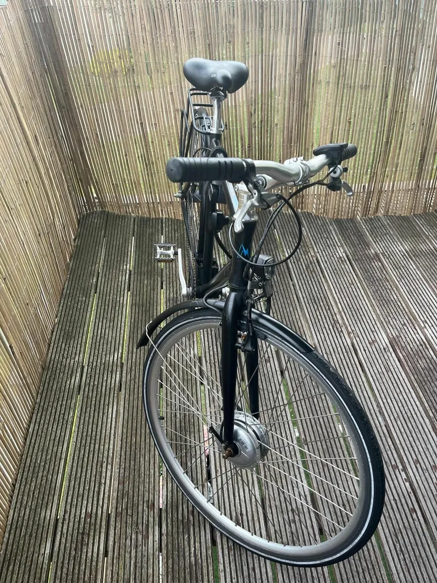 Momentum Electric Upstart Ebike - Image 2