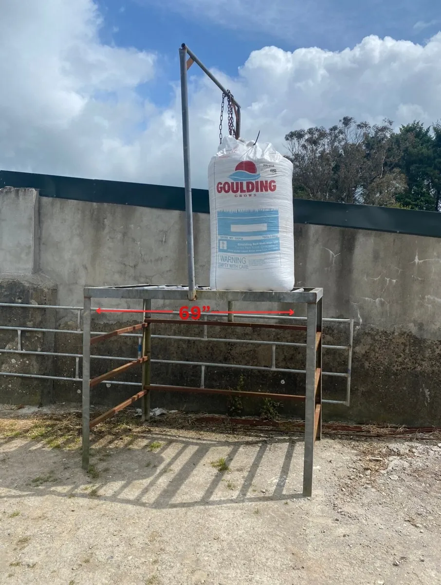 Fertiliser Stand
