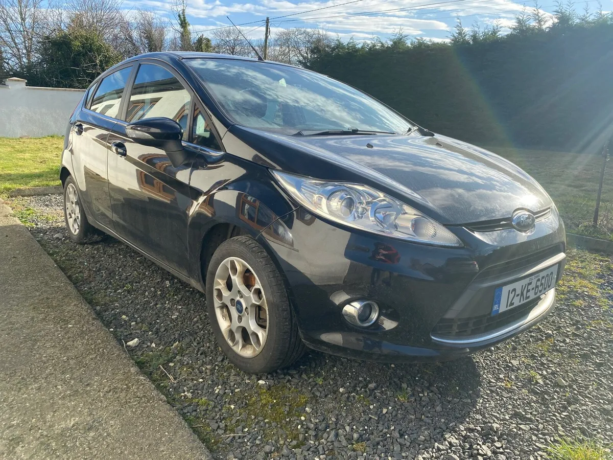 Ford Fiesta 2012 - Image 2