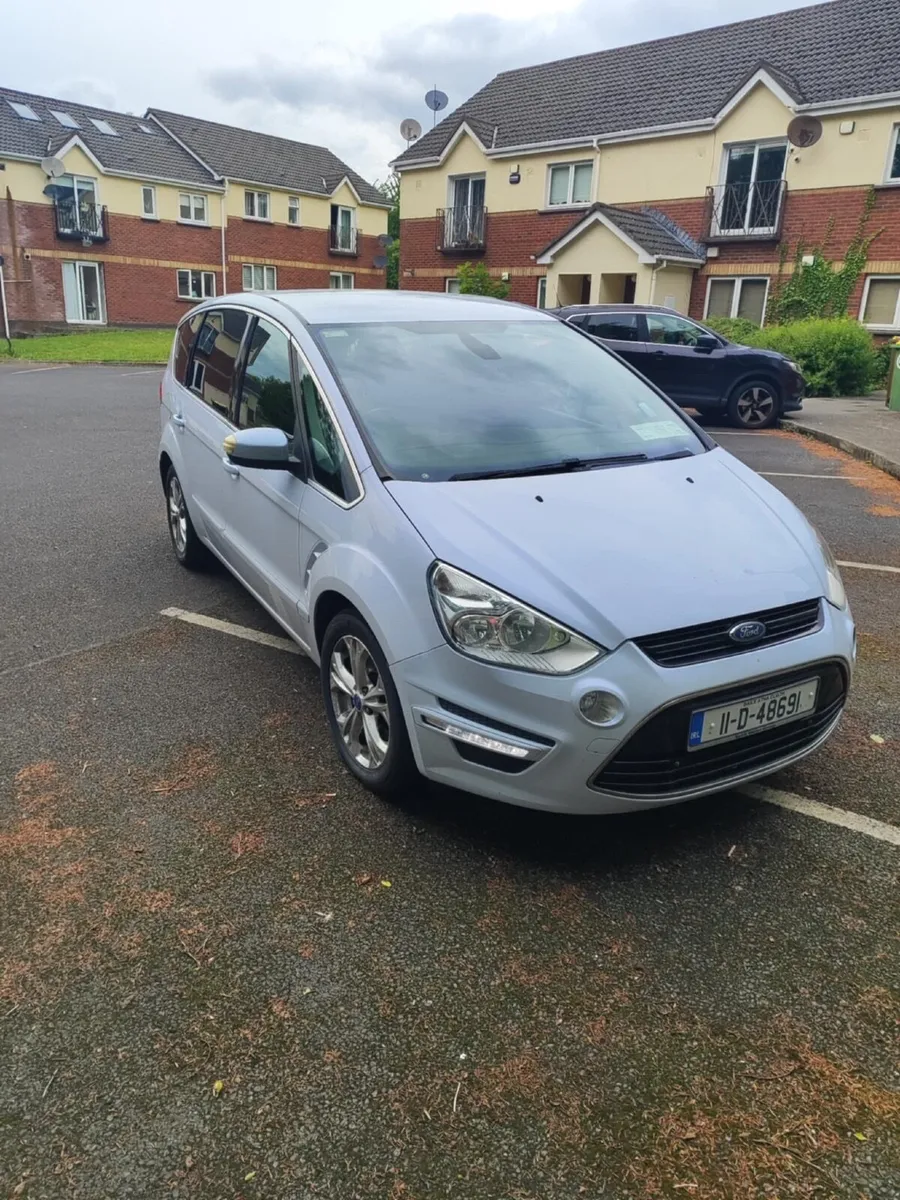 Ford S-Max 2011 - Image 2