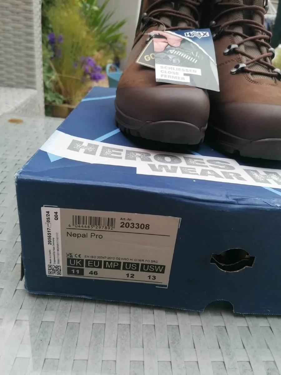 Boots - Image 2