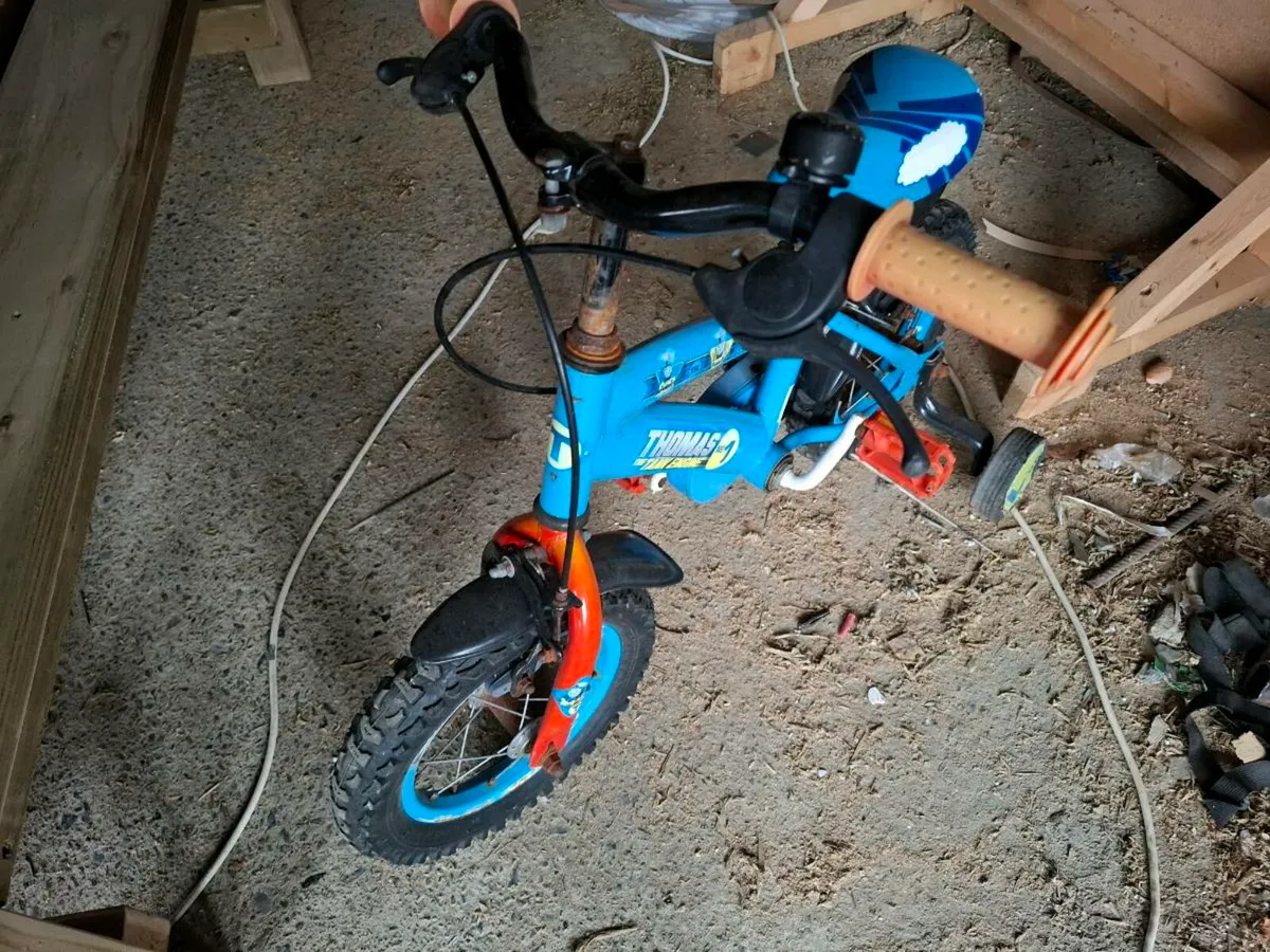 Thomas tank engine kids 12 inch bike - Image 3