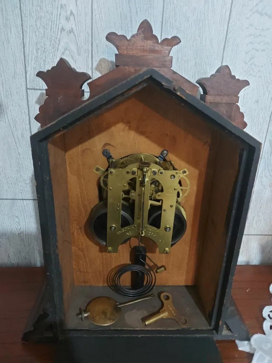 Clock - Image 2