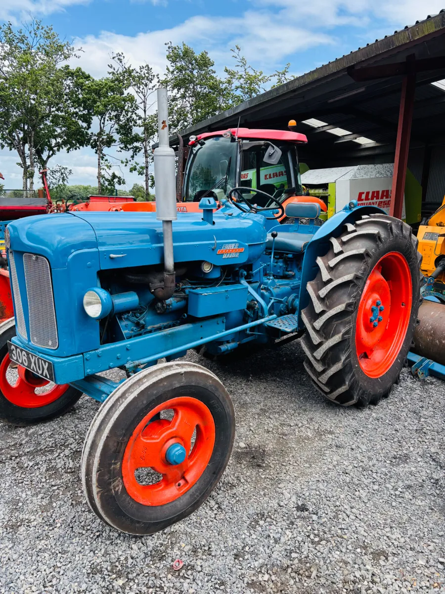 Fordson major tractor - Image 1