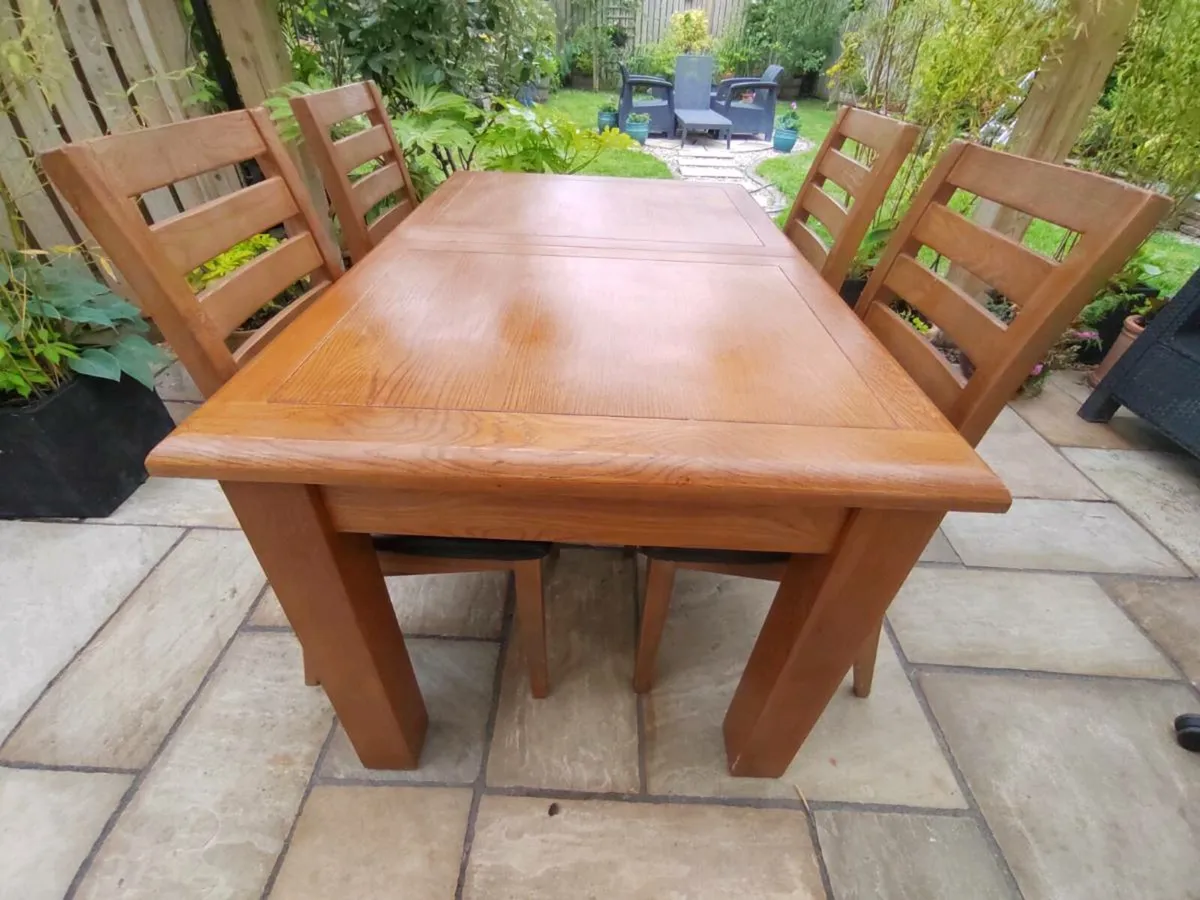 Kitchen dining table - Image 2