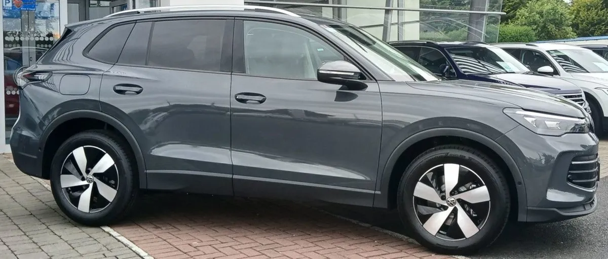 Volkswagen Tiguan Edition 75 2.0 TDI DSG 150HP  a - Image 2