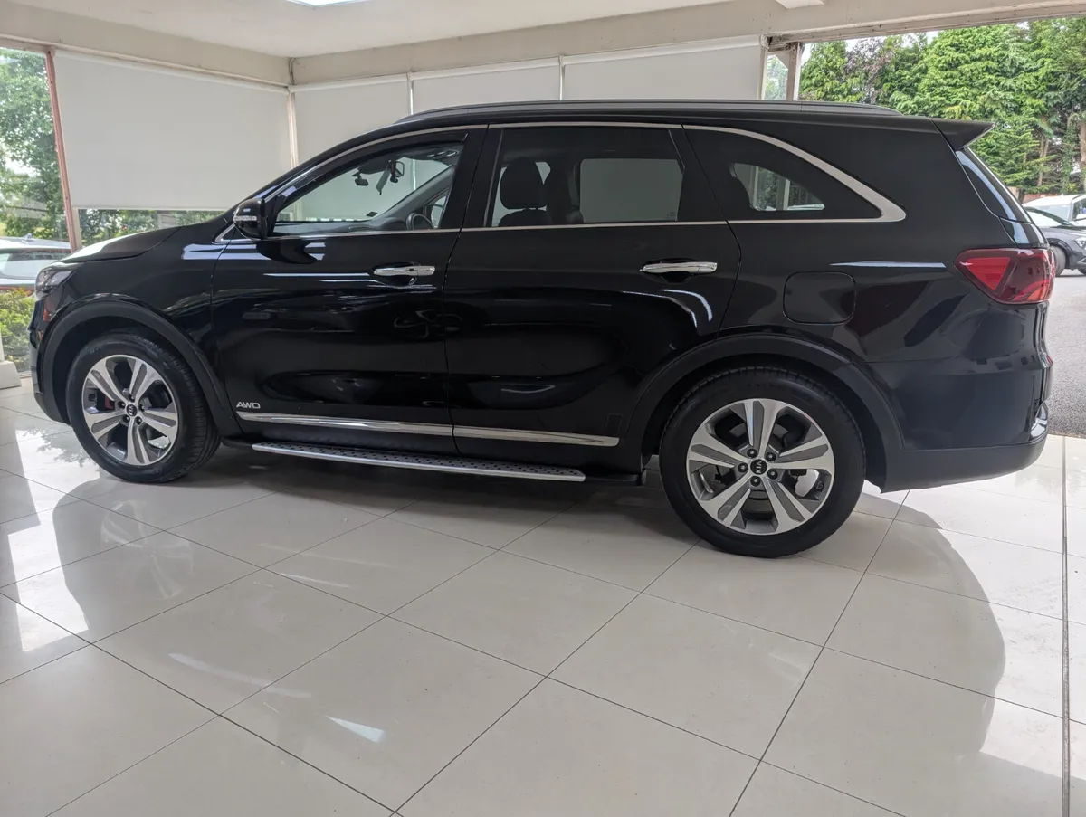 2019 Kia Sorento GT Line Automatic - Image 2