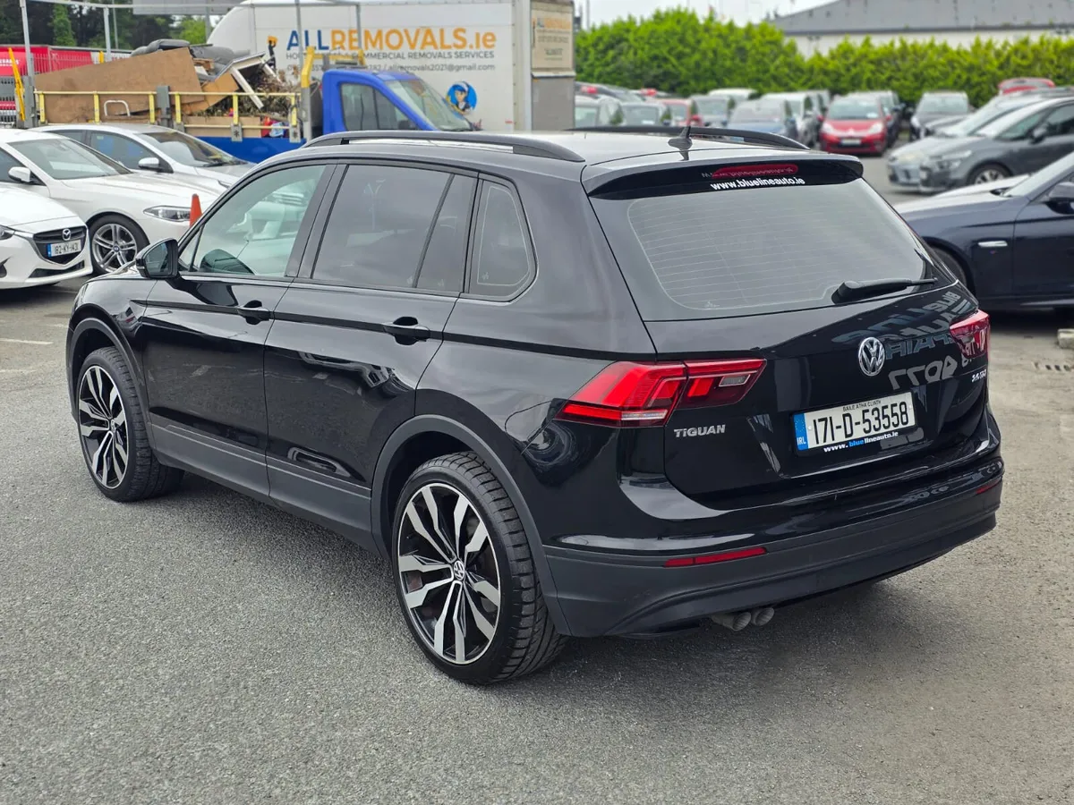 Volkswagen Tiguan 2.0 Diesel Manual (171) - Image 3